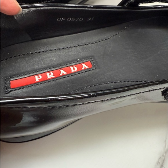 Prada Black Patent Leather Mary Jane Shoes Girls size 13 US 31.5 European size - Picture 2 of 4
